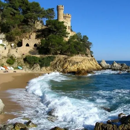 In - 104815 By Mo Villa Lloret de Mar